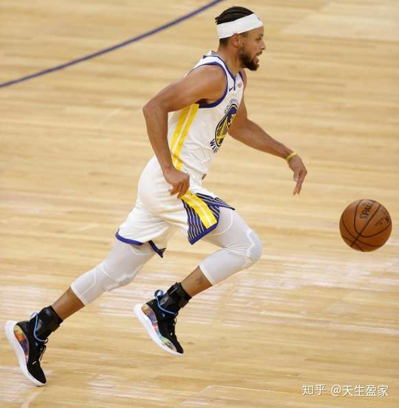 国际比赛日体能课后；夏洛特黄蜂绝杀压哨备战全明星赛；底气十足；赛季目标并未改变